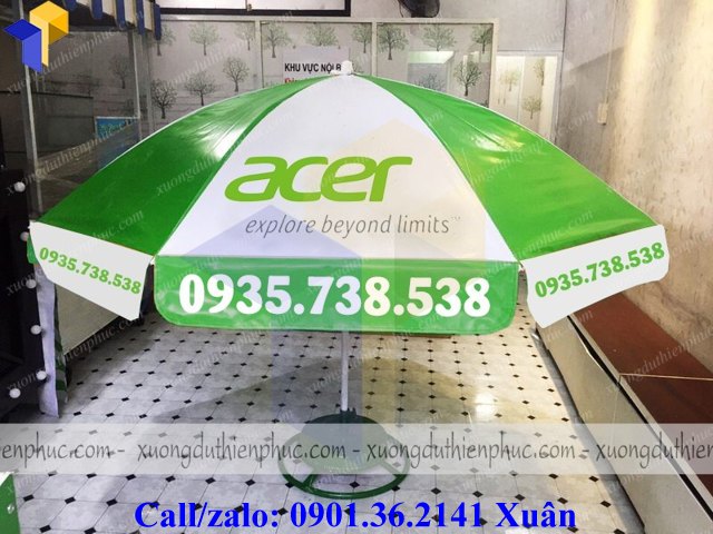 giá dù che nắng ngoài trời