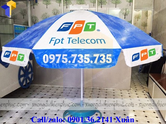 dù che mưa quảng cáo