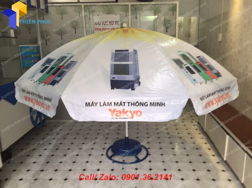 ô dù che nắng ngoài trời