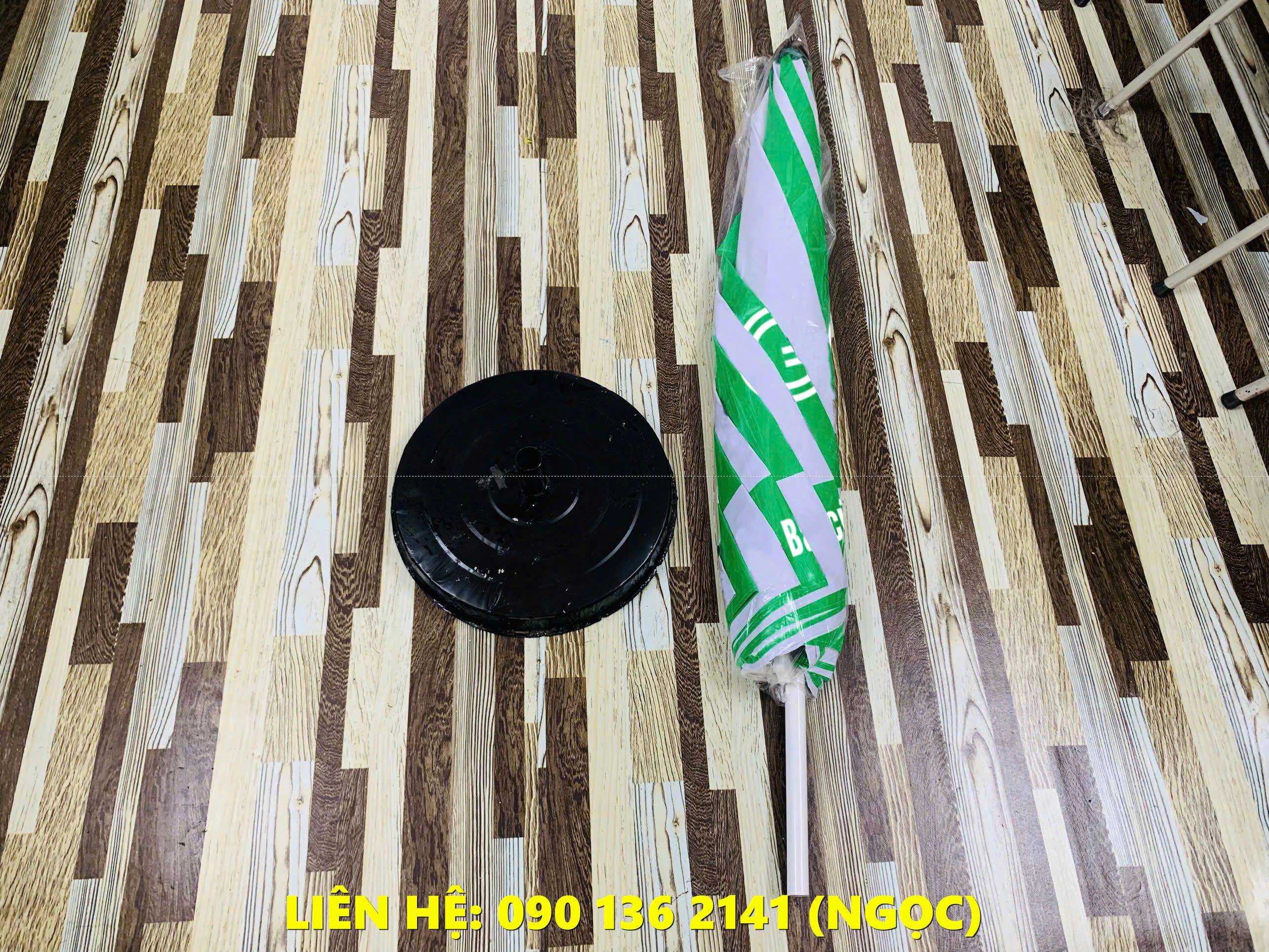 dù che mưa nắng in logo