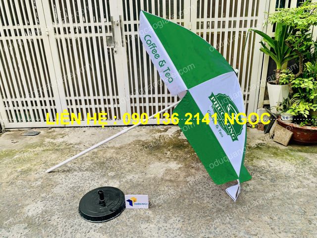 ô dù che quán cafe ngoài trời